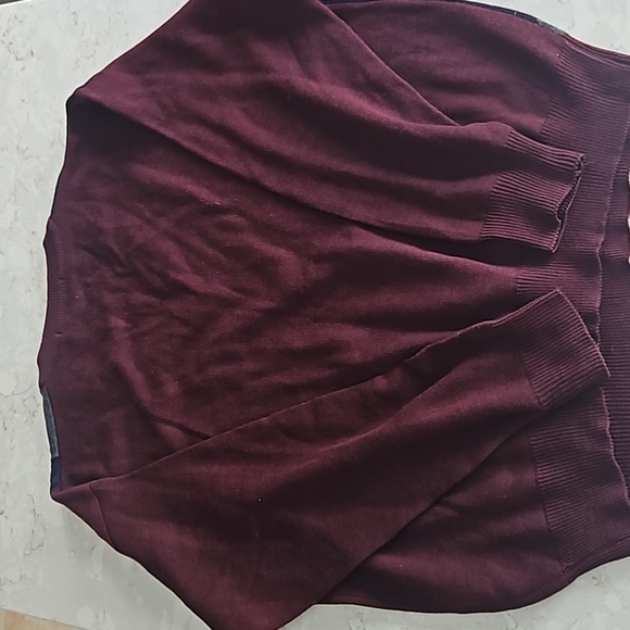 Paolo Gucci V Neck - Picture 5 of 5